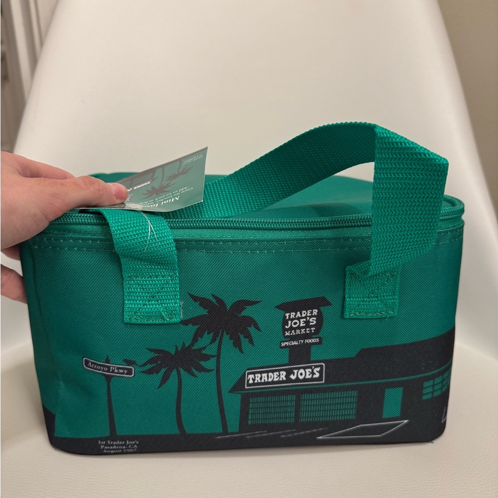 Trader Joe’s Mini Insulated Bag Green NWT
